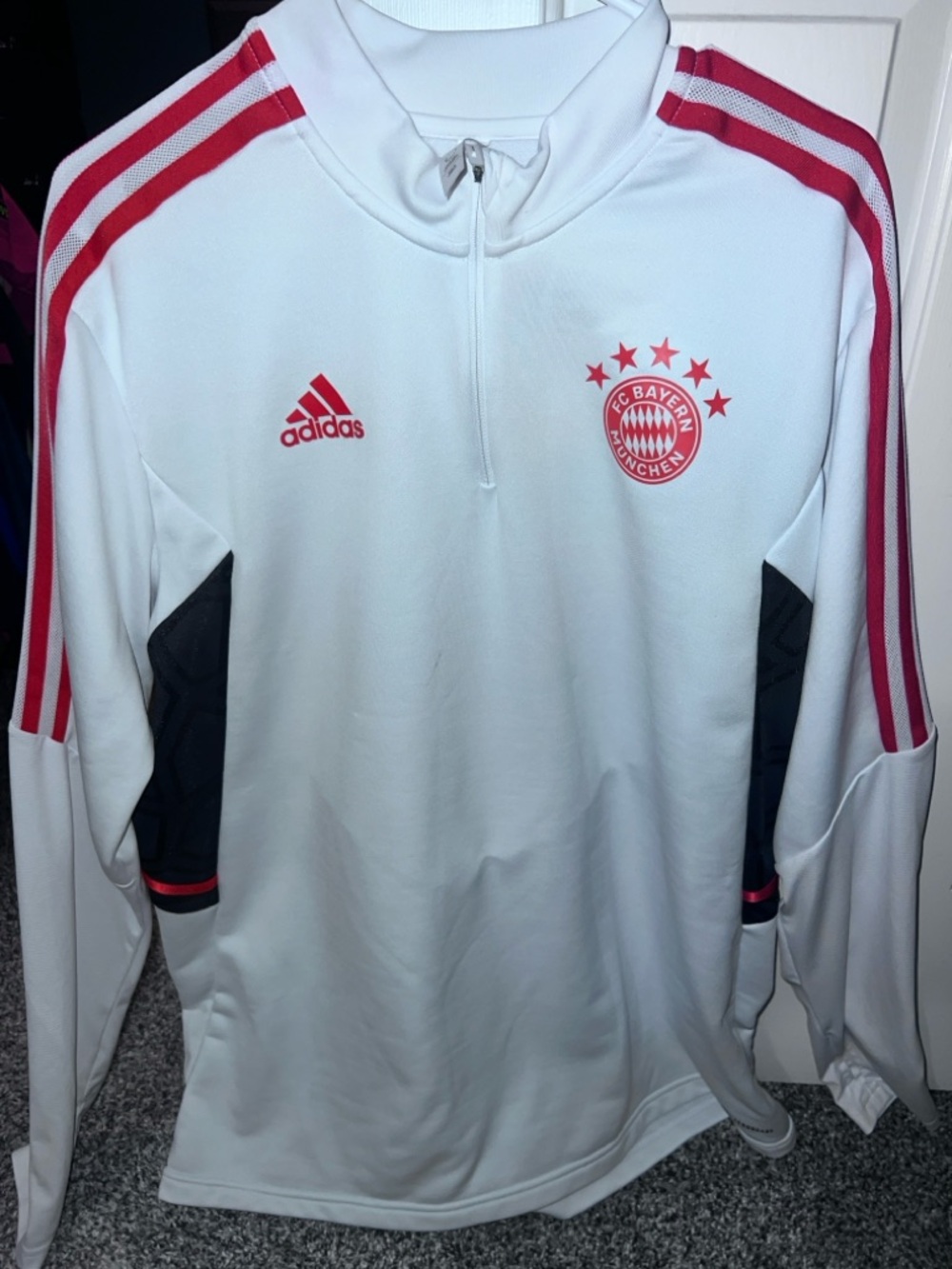 Adidas FC Bayern Munich Jacket size XL like NEW
